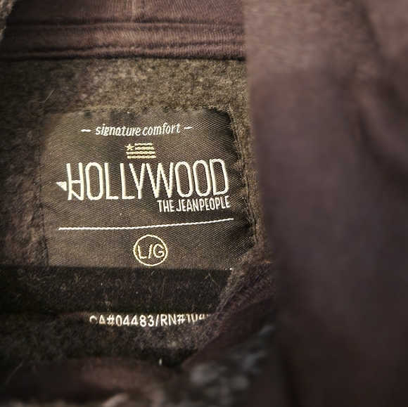 Signature Hollywood sweater - Picture 3 of 3